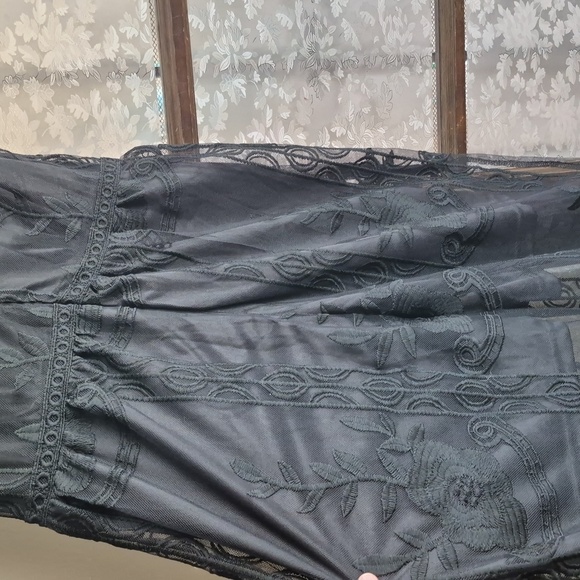 Eleter Black V Neck Dress Romper (M) - Picture 10 of 10